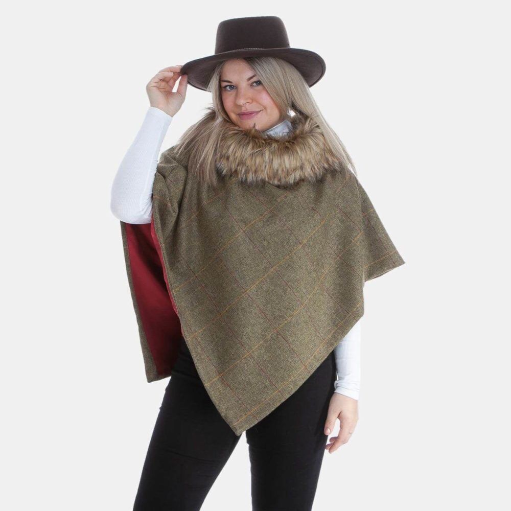 Megan Shorter Faux-Fur Collar Cape