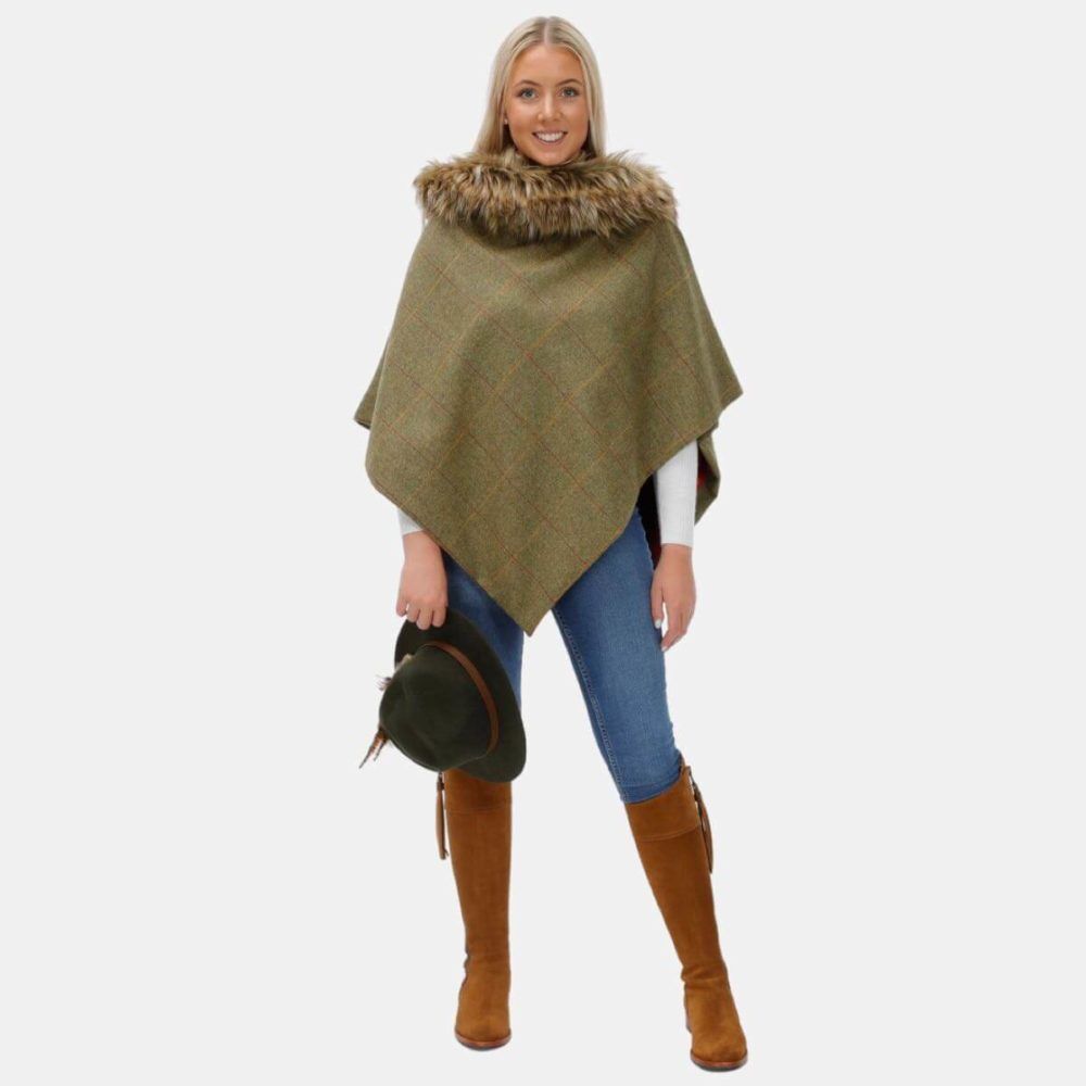 Megan Regular Faux-Fur Collar Cape