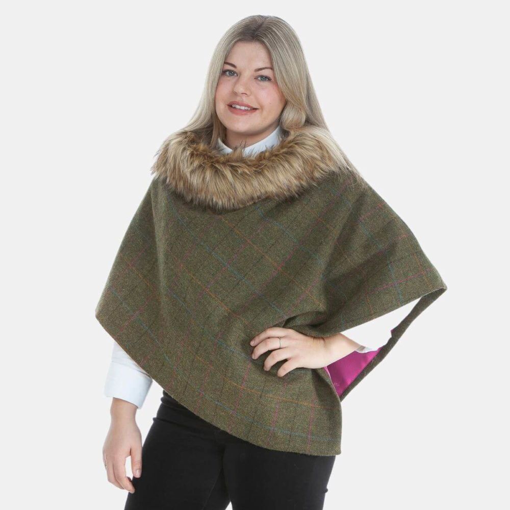 Georgina Shorter Faux-Fur Collar Cape