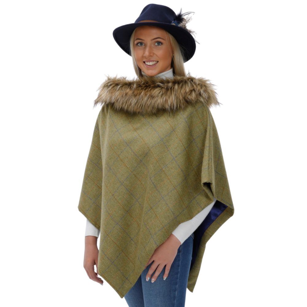 Melissa Regular Cape with Faux Fur