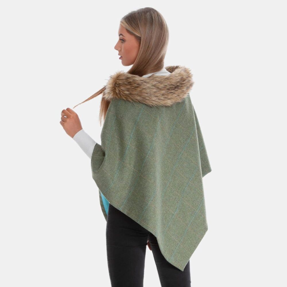 Karen Regular Faux-Fur Collar Cape
